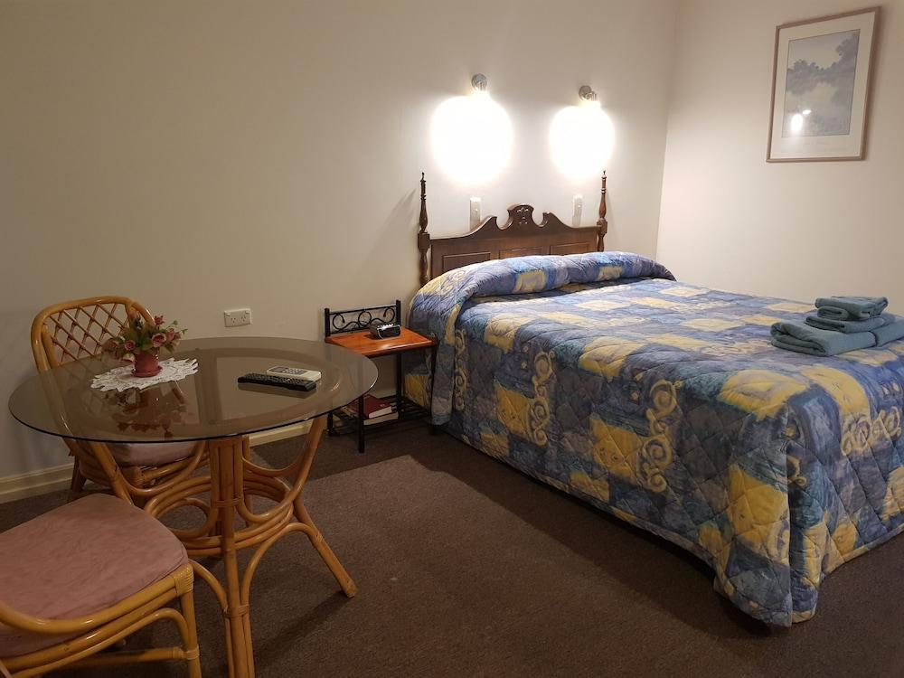 Cobb Inlander Motel Hay Zewnętrze zdjęcie