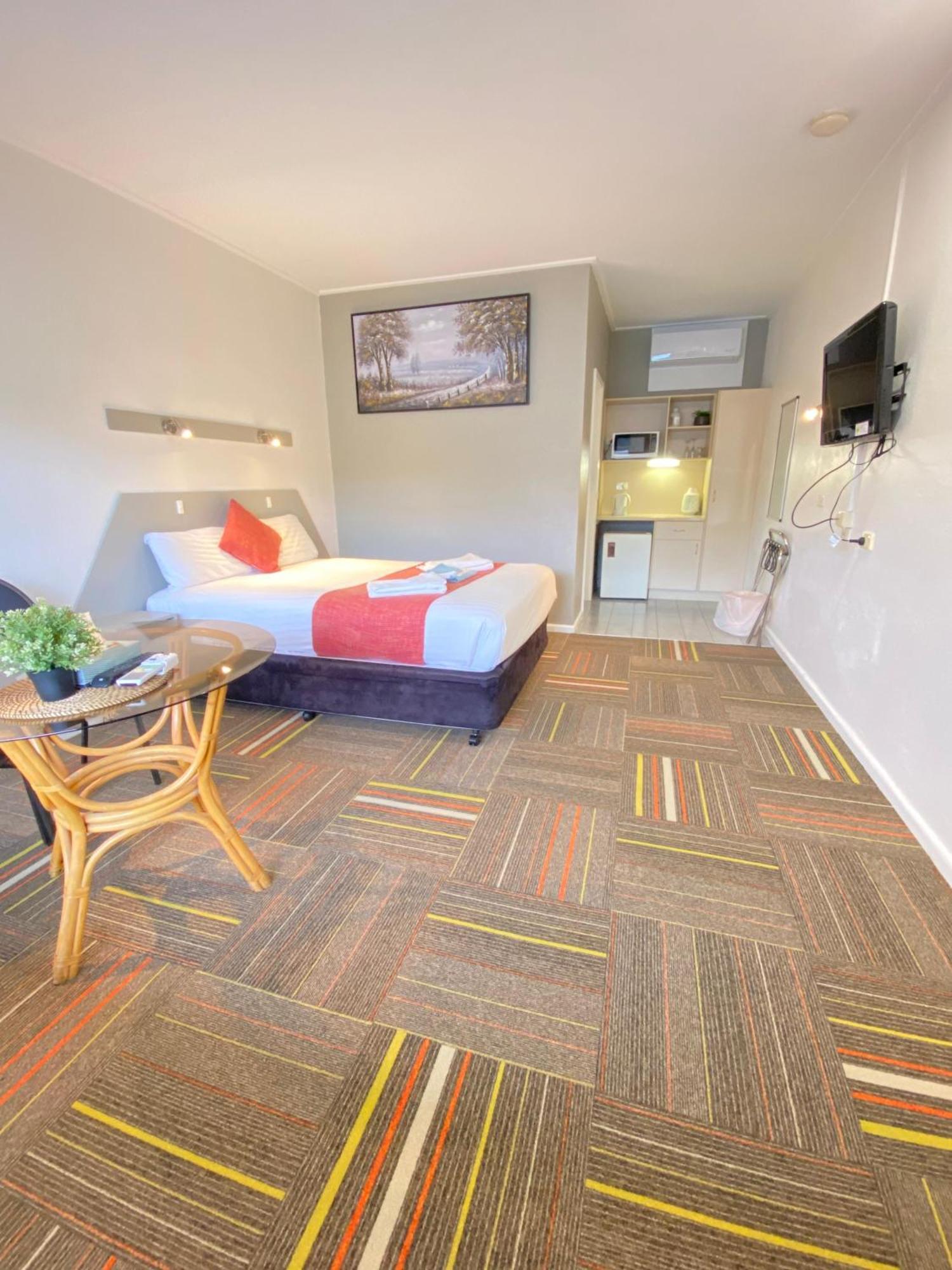 Cobb Inlander Motel Hay Zewnętrze zdjęcie